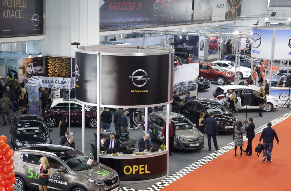 Opel stand u Hali 4