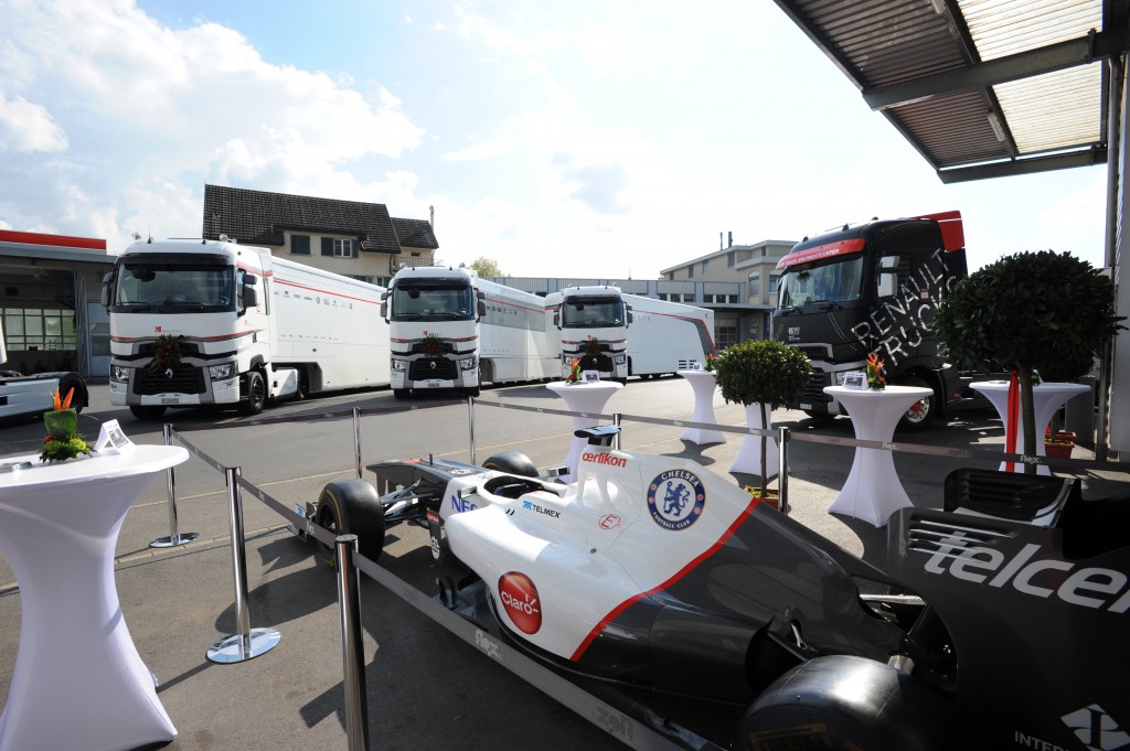 Sauber_F1-Team_Renault_Trucks_2014_1