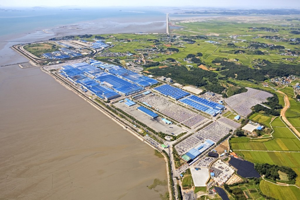 Kia Hwasung Plant (Aerial View) (Medium)