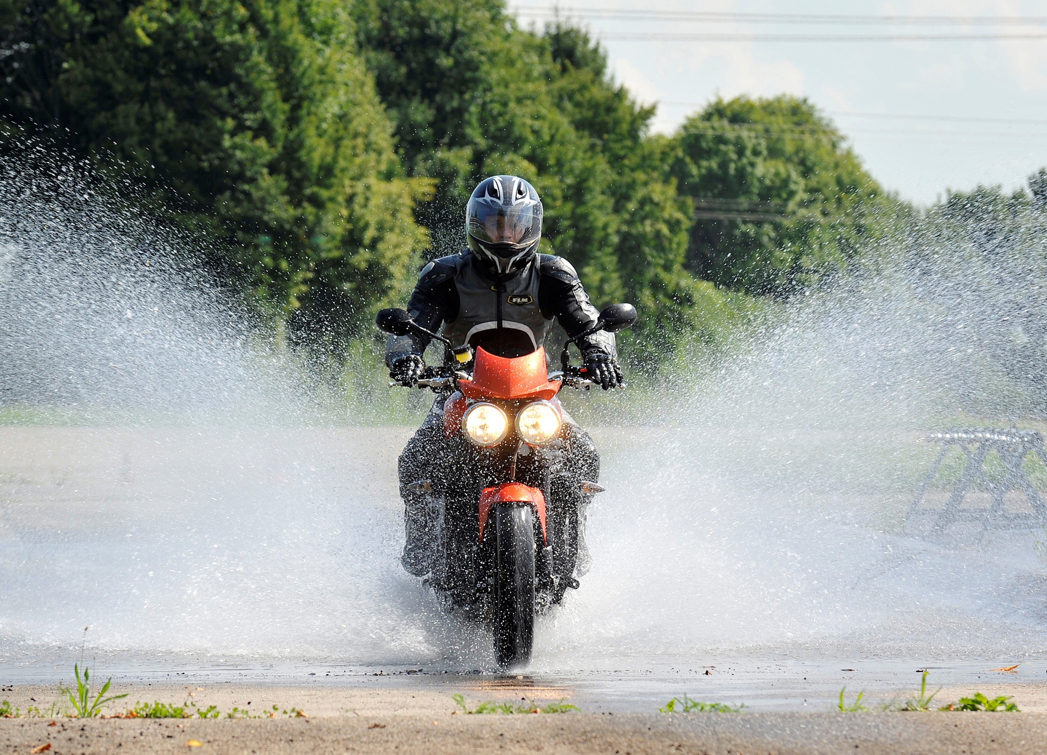 Bosch; Sicherheitssysteme fÅ¸r MotorrÅ der