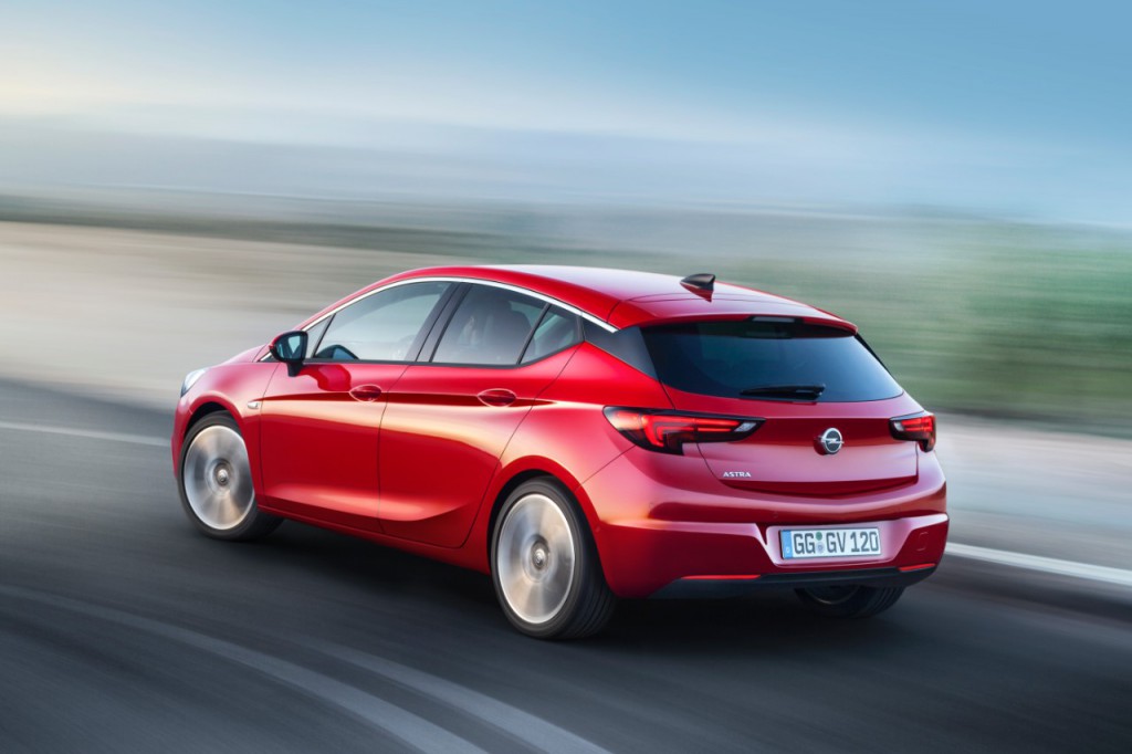 2015 06 01_Nova-Opel-Astra-2