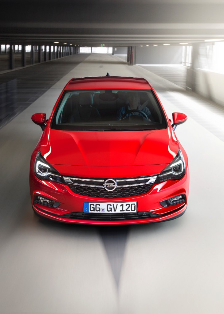 2015 06 01_Nova-Opel-Astra-3