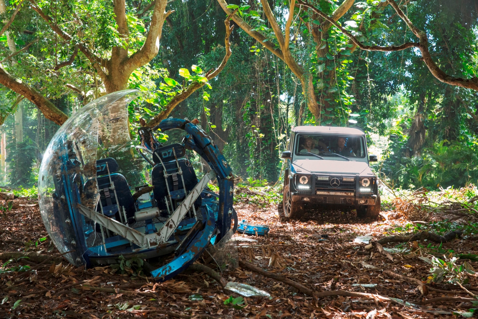 Jurassic World - (9)