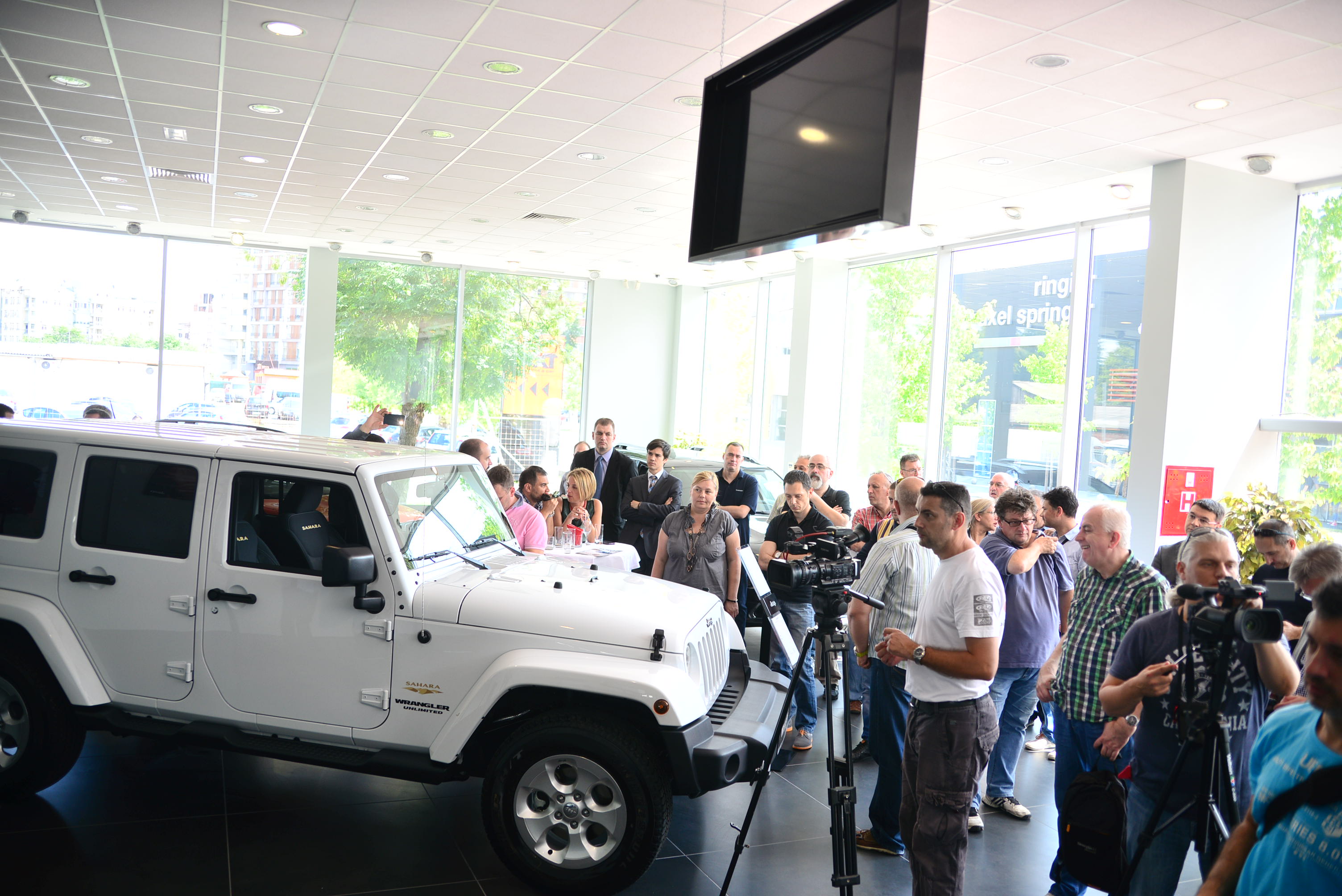 Mobil Auto TV – Jeep i Alfa Romeo u novom salonu AK Kompresor u Beogradu