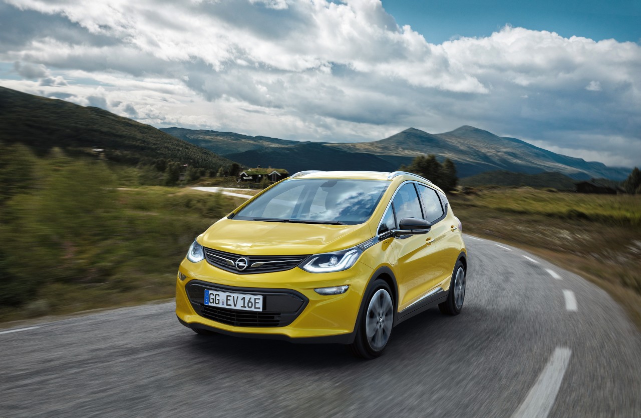 Autonomija od preko 400 kilometara: Nova Opel Ampera-e