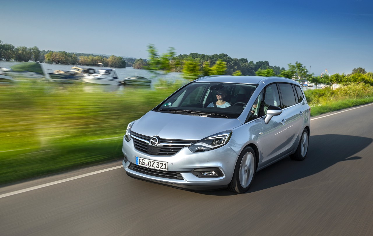 Opel Zafira 2016