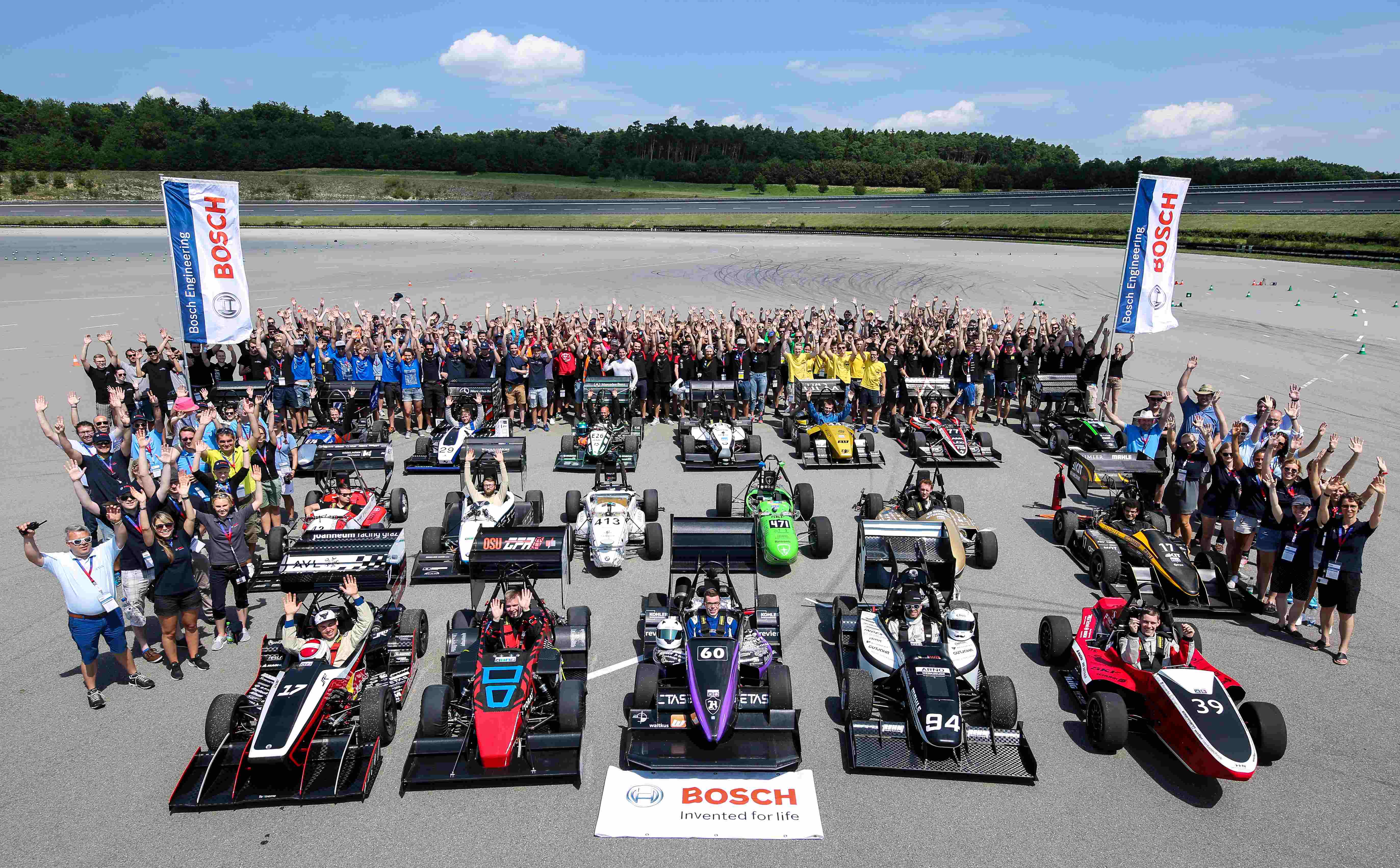 Studenti razvijaju trkačke automobile, uz podršku Bosch-a