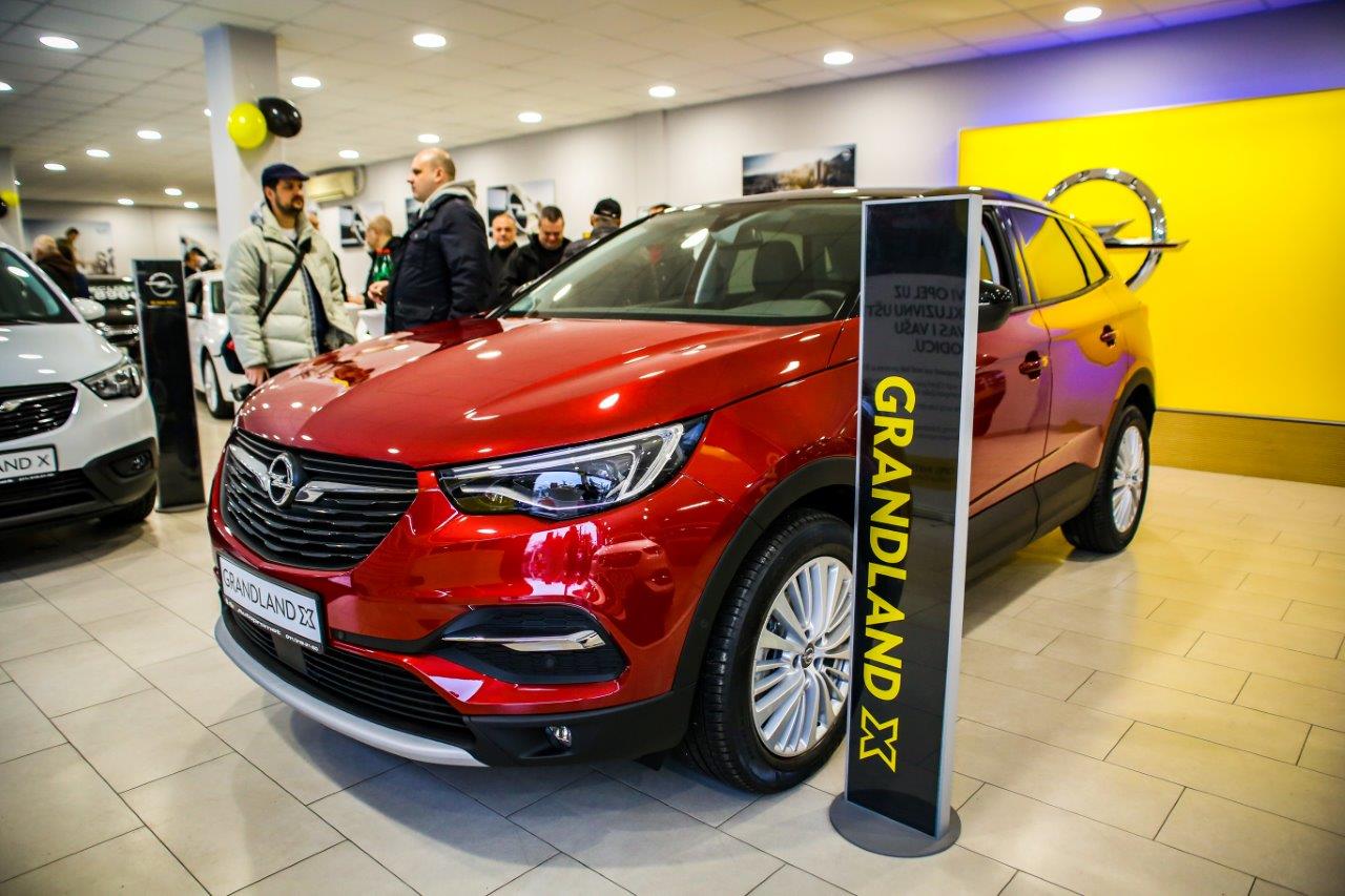 Prve vožnje novih modela Opel Grandland X i Crossland X u Srbiji