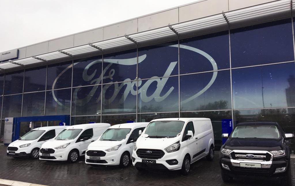 Snižene cene Fordovih lakih komercijalnih vozila – Specijalni popusti do kraja godine
