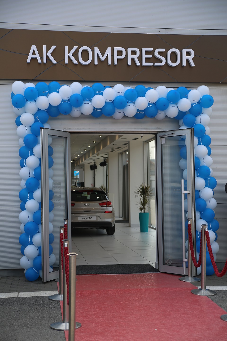AK Kompresor svečano otvorila novi Hyundai salon