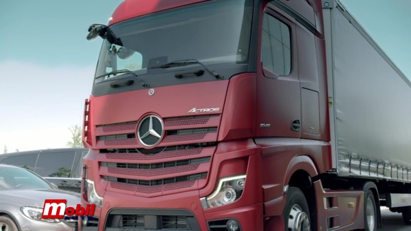MOBIL AUTO TV – Mercedes Benz-ov tegljač ACTROSS podiže transportne standarde